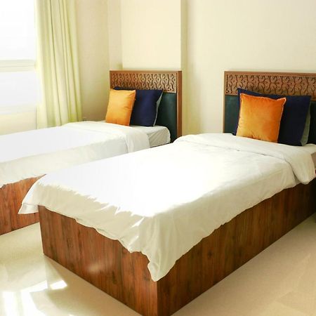 Almansor Furnished Apartment 3 Salalah Esterno foto