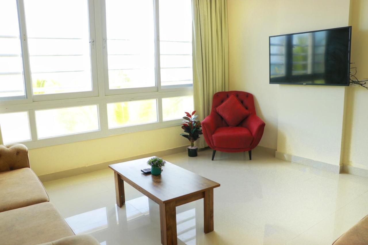 Almansor Furnished Apartment 3 Salalah Esterno foto